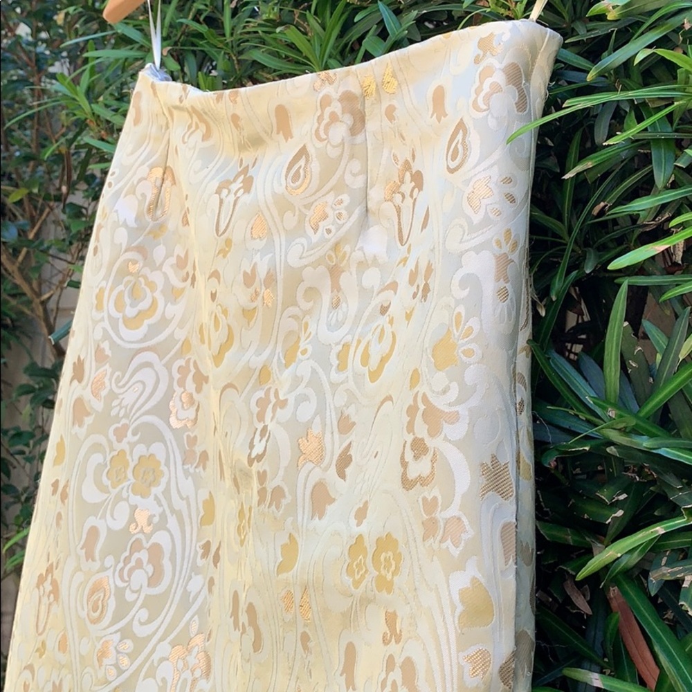 Red Valentino shimmery brocade pencil skirt